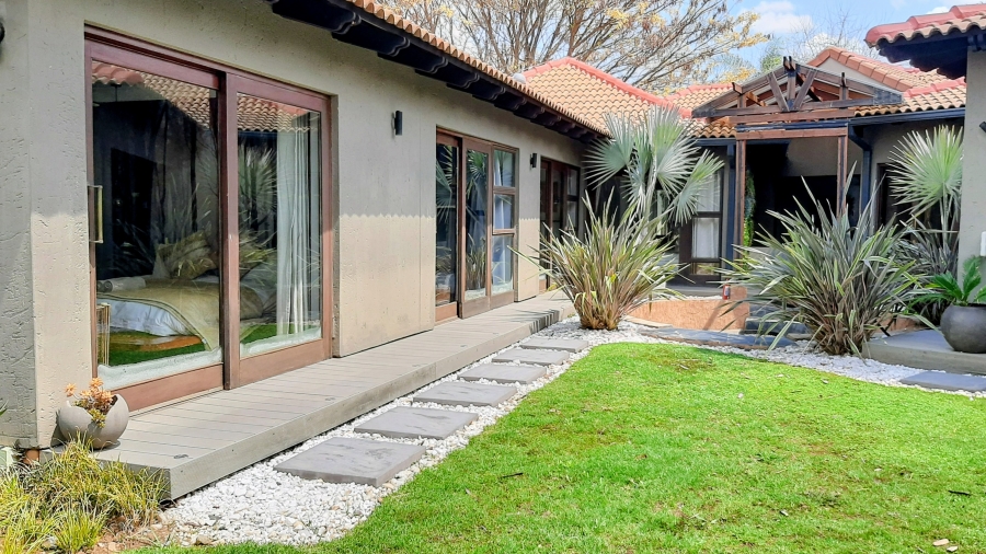 5 Bedroom Property for Sale in Pecanwood Estate North West